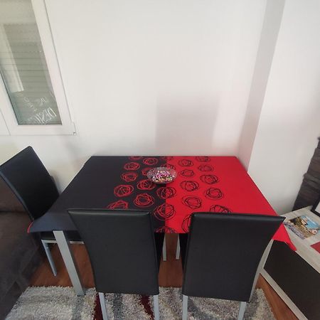 Apartamento Cerca Plaza Pilar Zaragoza Luaran gambar